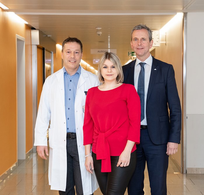 Im Bild (von links nach rechts): OA Dr. Gerald Exler, Mag.a. Sabine Arbacher, Dr. Stefan Meusburger