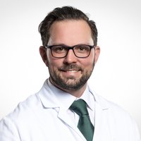 Prim. Prof. DDr. Reinhold Ortmaier, Abteilungsleiter Orthopädie am Ordensklinikum Linz