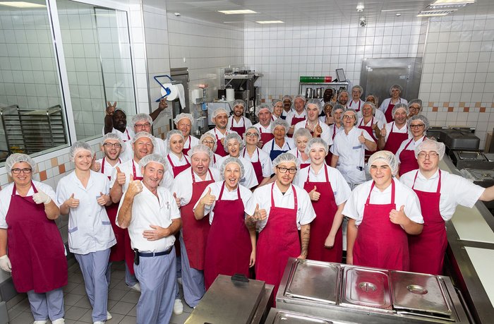 Teamfoto Küche Ordensklinikum Elisabethinen