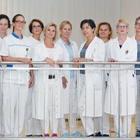 Gruppenfoto der Brustkrebsexpertinnen