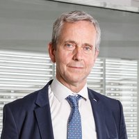 Geschäftsführer Dr. Stefan Meusburger Herr Meusburger