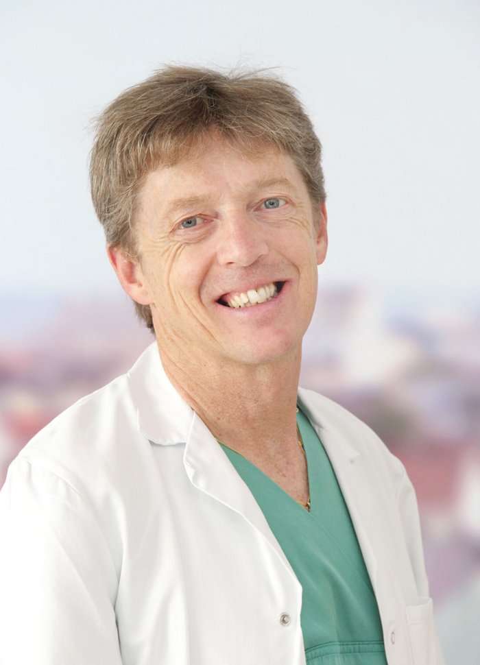 OA Dr. Helmut Pürerfellner